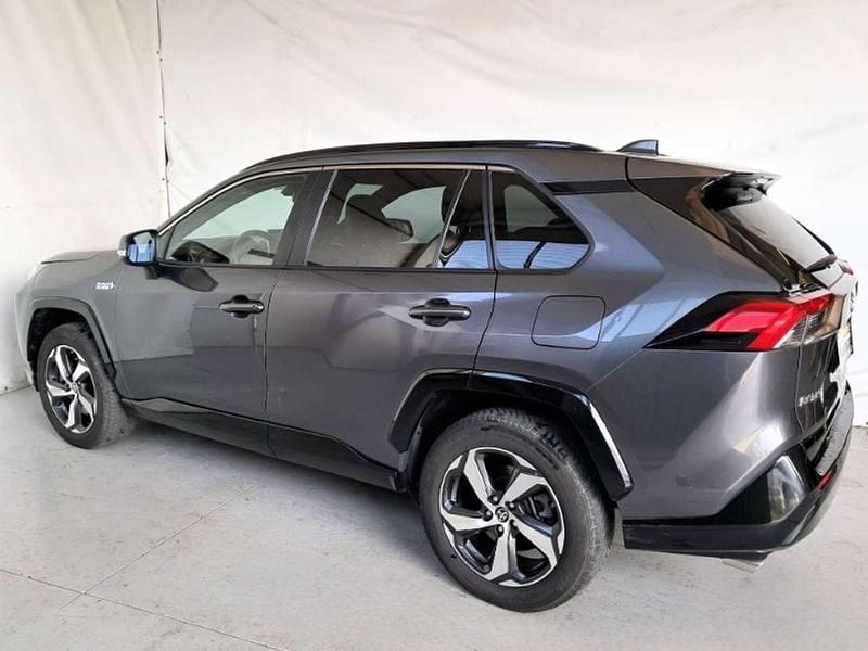 Usata Toyota RAV4 Hybrid 306 CV (225 kW) 2022 Grigio metallizzato SUV