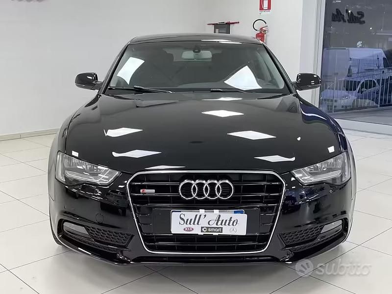 Usata Audi A5 Ambiente 177 CV (130 kW) 2012 Nero Coupé