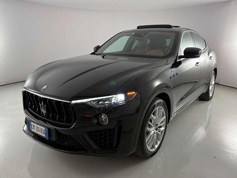 Nero metal. Usata 2022 Maserati Levante SUV | 42.900 € (Super prezzo) - Immagine 1/4