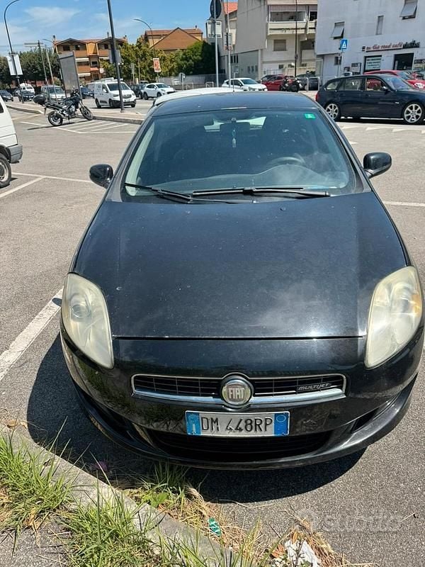 Nero Usata 2008 Fiat Bravo Utilitaria | 1000 € (Super prezzo) - Immagine 1/4