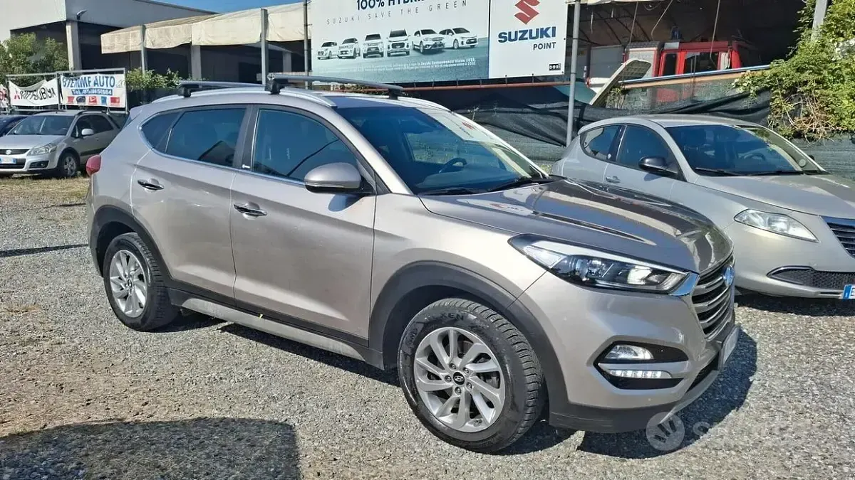 Usata Hyundai Tucson Xpossible 141 CV (103 kW) 2017 Marrone SUV