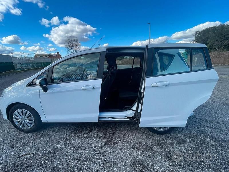 Usata Ford B-MAX 90 CV (66 kW) 2017 Bianco Monovolume