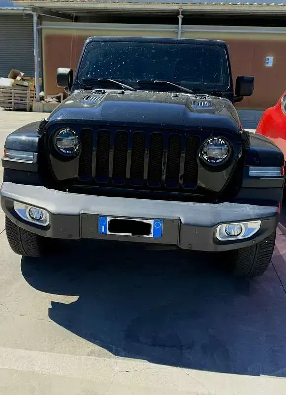 Usado Jeep Wrangler Unlimited Sahara 200 CV (147 kW) 2021 SUV