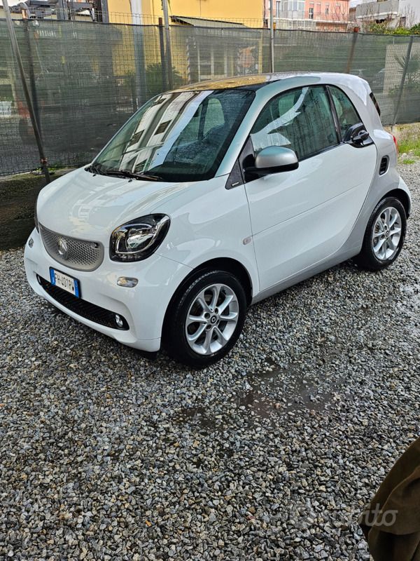 Usata Smart ForTwo Coupé 71 CV (52 kW) 2017 Bianco Coupé