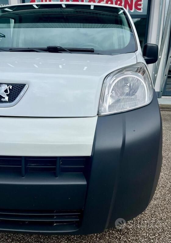 Usata Peugeot Bipper 80 CV (58 kW) 2016 Bianco Monovolume