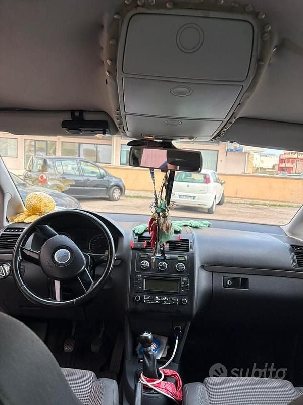 Usata VW Touran 136 CV (100 kW) 2003 Grigio Monovolume