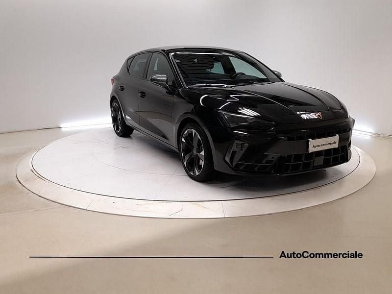Usata Cupra Leon 150 CV (110 kW) 2025 Nero Utilitaria