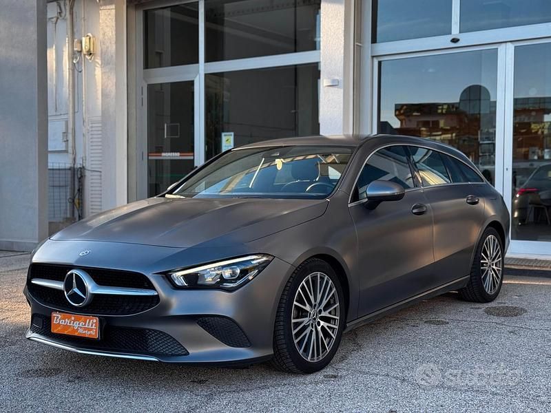 Usata Mercedes CLA200 Shooting Brake 150 CV (110 kW) 2020 Grigio Station wagon