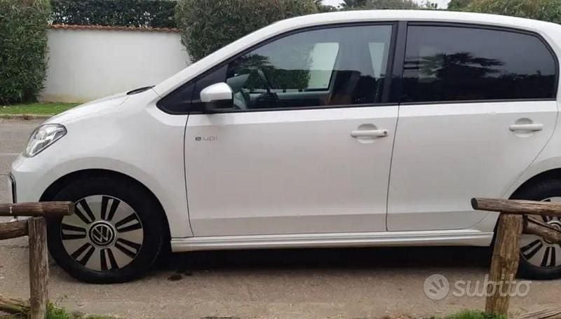 Usata VW e-up! 61 kW (83 CV) 2020 Bianco Utilitaria