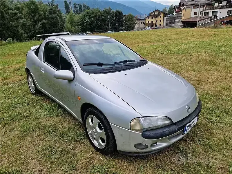 Usata Opel Tigra 90 CV (66 kW) 1999 Grigio Coupé