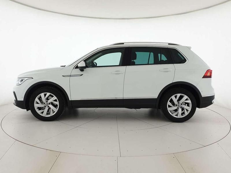 Usata VW Tiguan Elegance 190 CV (139 kW) 2022 Pure white SUV