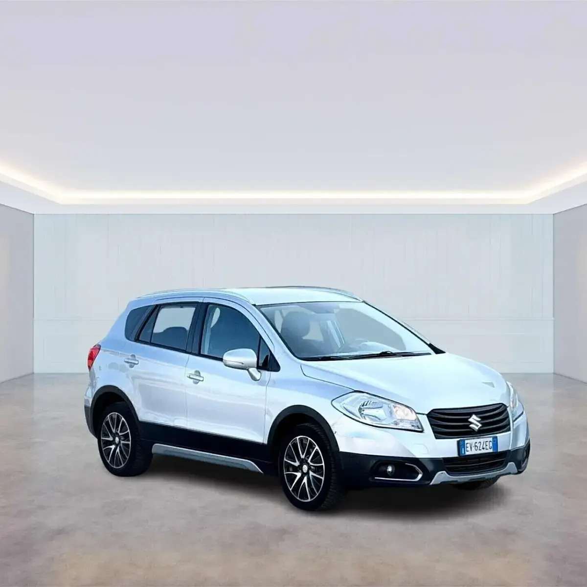 Usata Suzuki SX4 S-Cross 120 CV (88 kW) 2014 Argento Station wagon