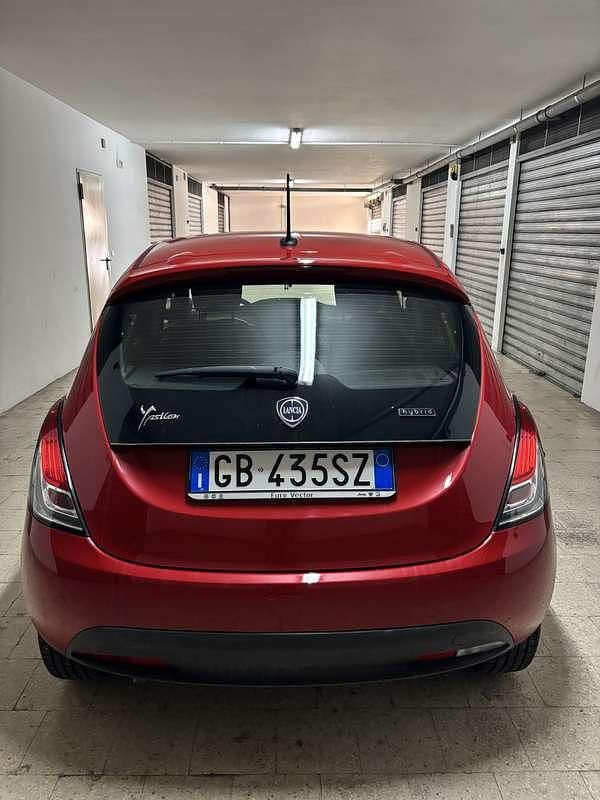Usata Lancia Ypsilon Silver 69 CV (50 kW) 2020 Utilitaria
