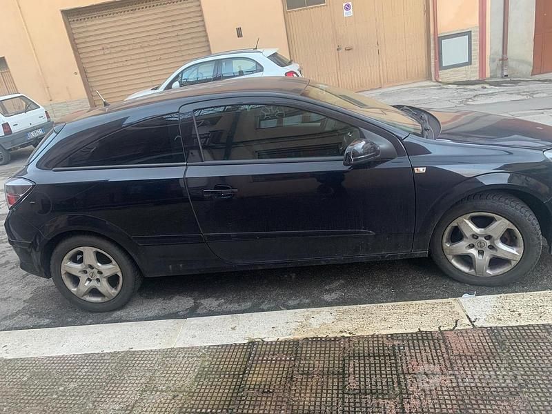 Usata Opel Astra 2007 Nero Berlina