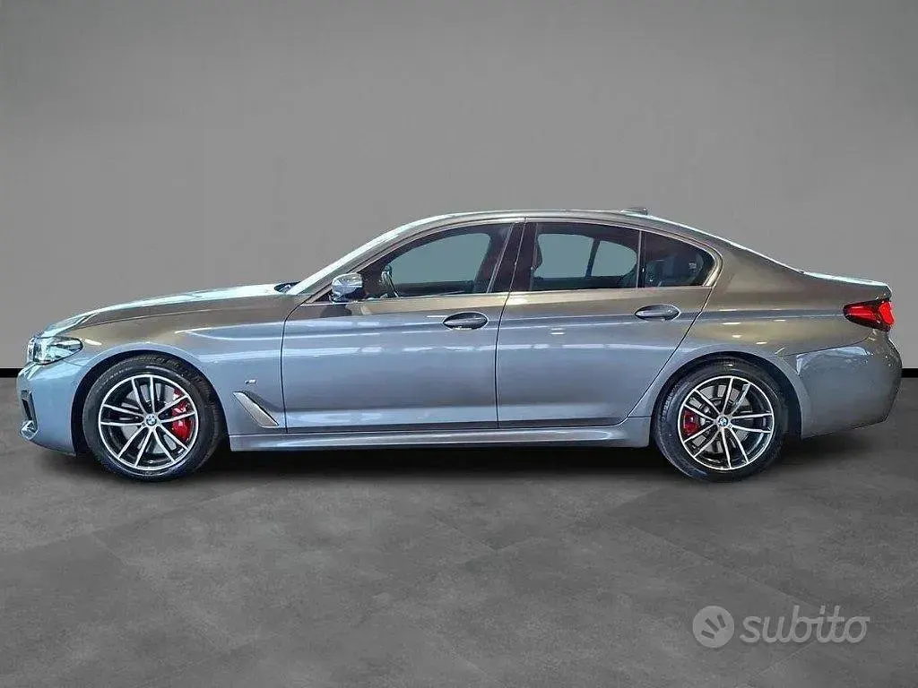 Usata BMW 540 M Sport 340 CV (250 kW) 2021 Grigio / metallizzato Berlina