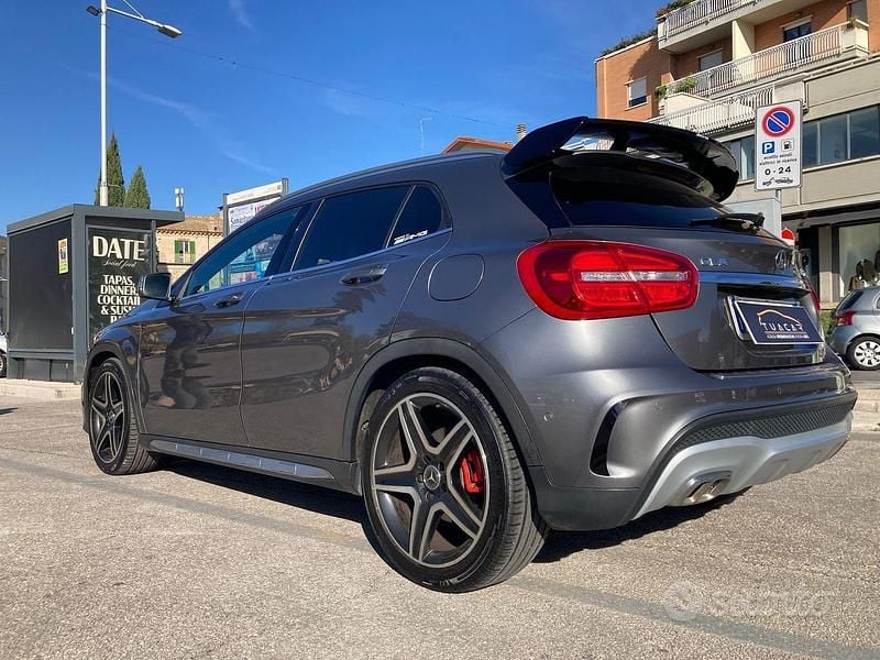 Usata Mercedes GLA200 AMG line 136 CV (100 kW) 2017 Nero SUV