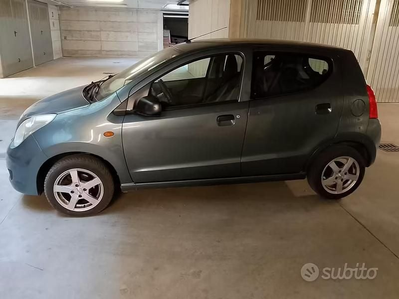 Usata Suzuki Alto 68 CV (50 kW) 2009 Grigio Utilitaria