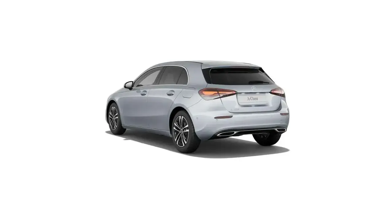 Nuova Mercedes A180 Advanced 136 CV (100 kW) 2026 Argento Berlina