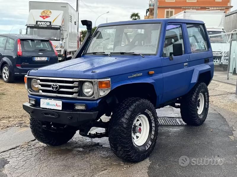 Usata Toyota Land Cruiser 1985 Blu SUV