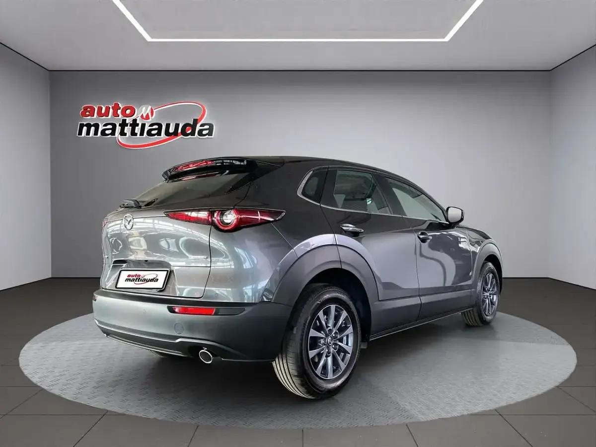 Nuova Mazda CX-30 Prime-Line 140 CV (102 kW) 2026 Machine grey SUV