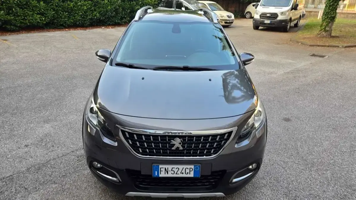 Usata Peugeot 2008 Allure 99 CV (72 kW) 2018 Grigio SUV