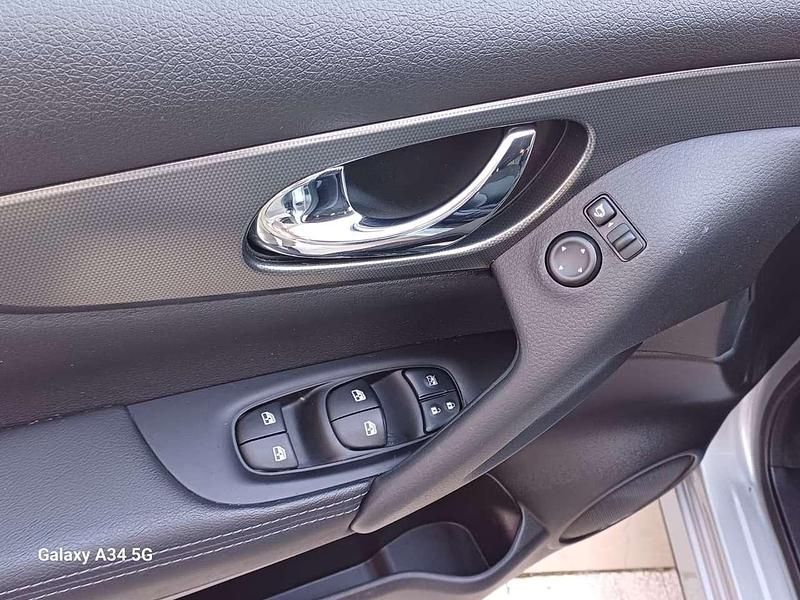 Usata Nissan Qashqai Tekna+ 116 CV (85 kW) 2019 Argento SUV