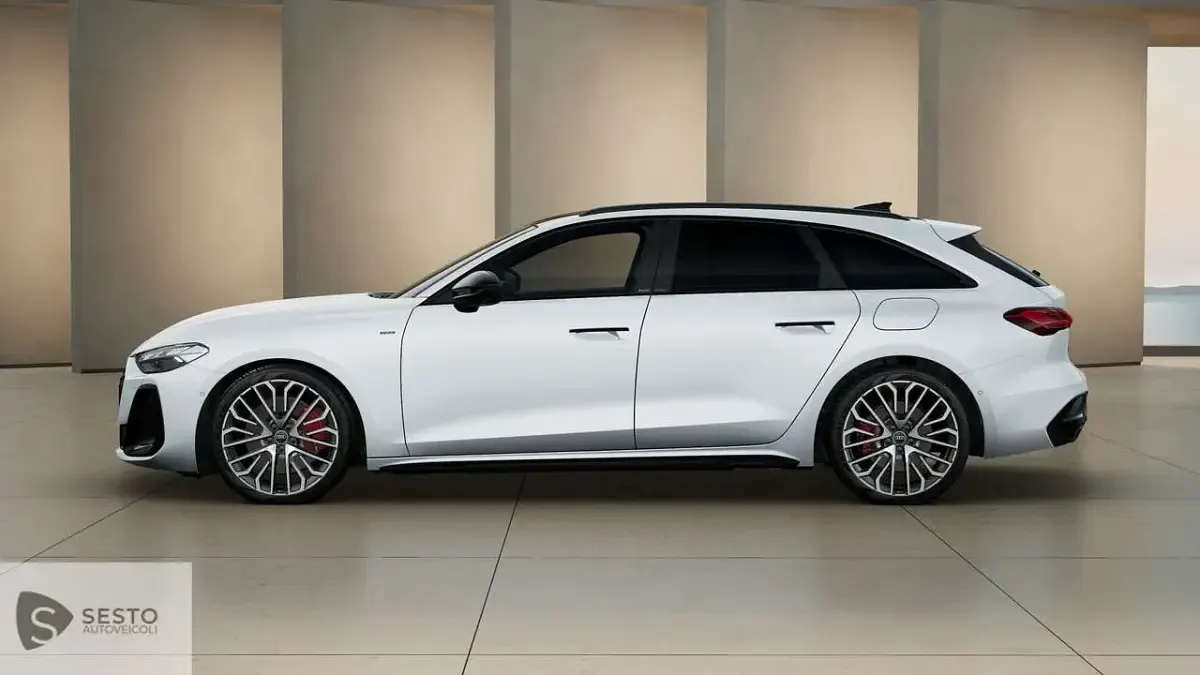 Nuova Audi A5 S-Line 299 CV (219 kW) 2026 Bianco Station wagon