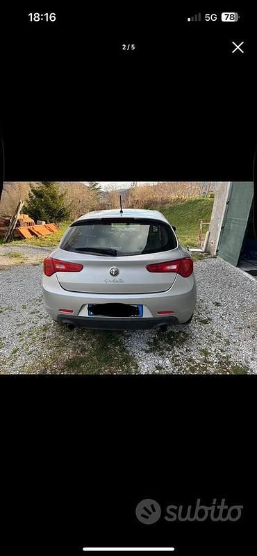Usata Alfa Romeo Giulietta 140 CV (102 kW) 2011 Grigio Utilitaria