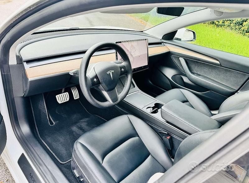 Begagnad Tesla Model 3 Performance 461 kW (627 HK) 2021 Sedan