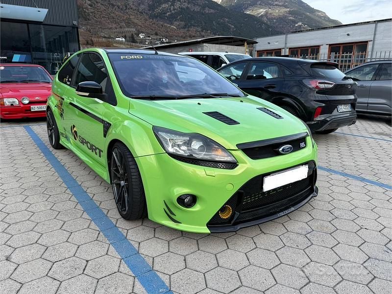 Usata Ford Focus RS 305 CV (224 kW) 2010 Verde Berlina