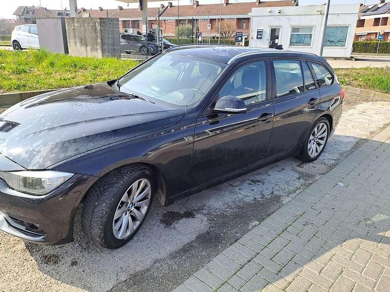 Usata BMW 316 Advantage 116 CV (85 kW) 2017 Nero Station wagon