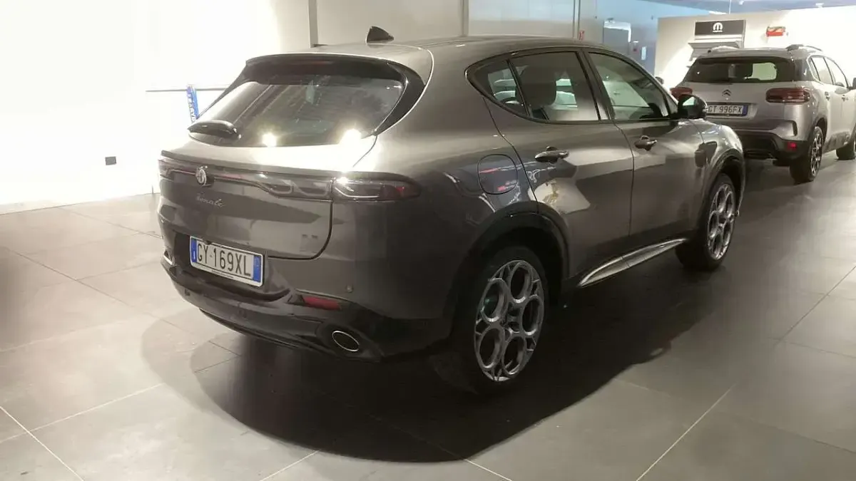 Usata Alfa Romeo Tonale Veloce 280 CV (205 kW) 2025 Grigio SUV