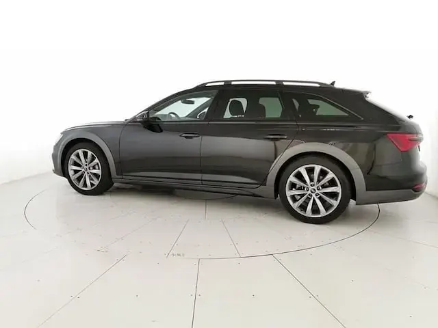 Usata Audi A6 Allroad Advanced Plus 204 CV (150 kW) 2025 Nero Station wagon