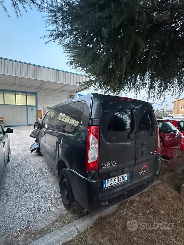 Usata Peugeot Expert 125 CV (91 kW) 2016 Grigio Furgone