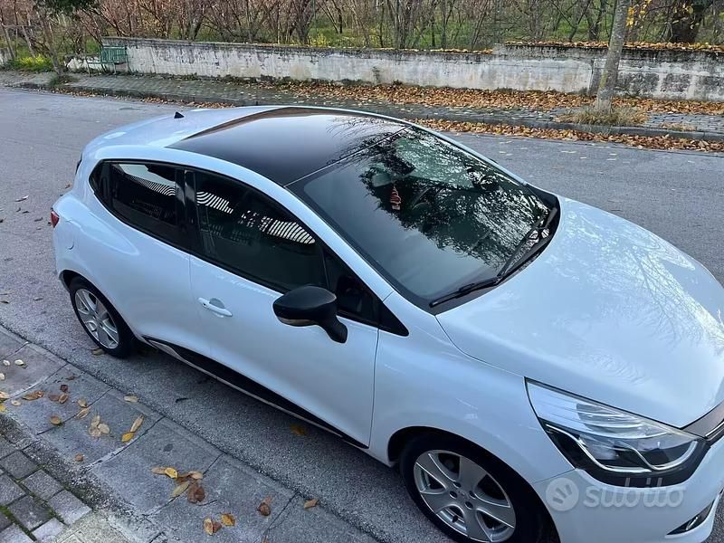 Usata Renault Clio IV 90 CV (66 kW) 2014 Bianco Berlina