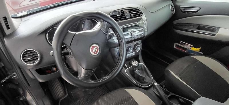 Usata Fiat Bravo Easy 105 CV (77 kW) 2014 Grigio Utilitaria