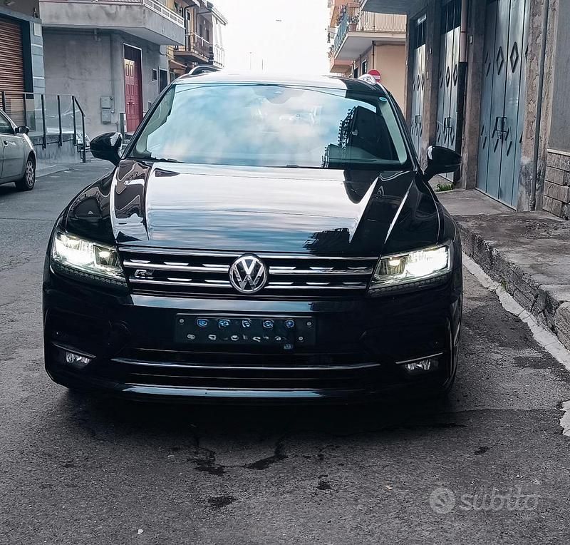 Usata VW Tiguan R-line 115 CV (84 kW) 2019 Nero SUV