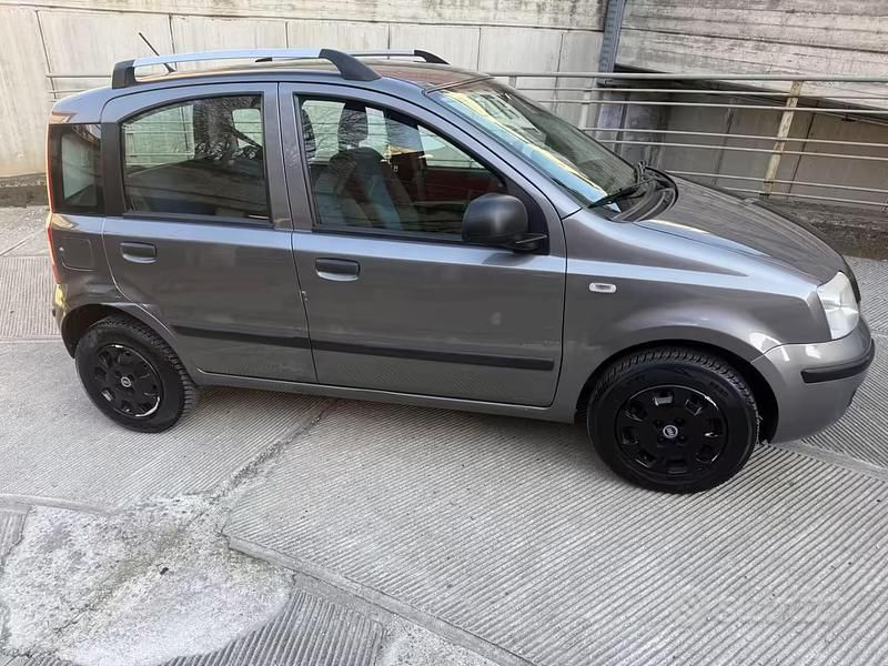 Usata Fiat Panda Dynamic 60 CV (44 kW) 2010 Utilitaria
