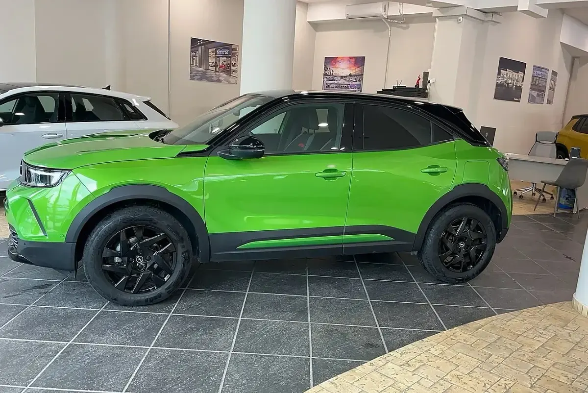 Usata Opel Mokka GS Line 101 CV (74 kW) 2022 Mamba green SUV