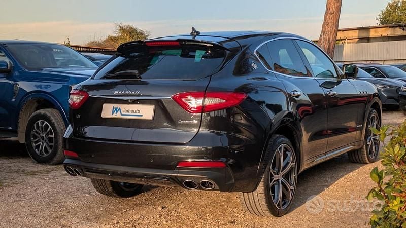 Usata Maserati Levante 349 CV (256 kW) 2020 Nero SUV