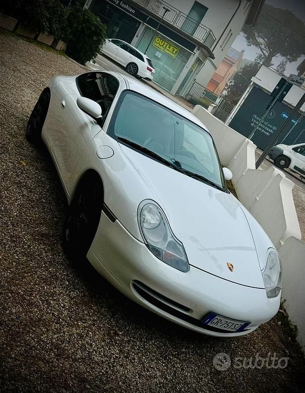 Usata Porsche 996 300 CV (220 kW) 1999 Bianco Coupé