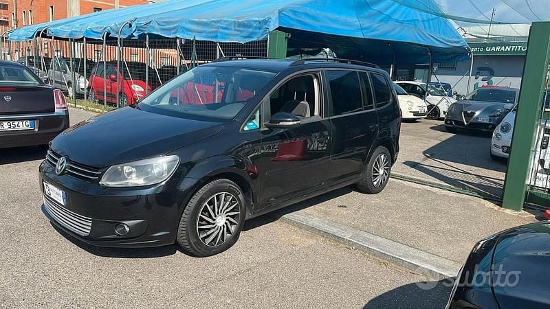 Usata VW Touran Comfortline 105 CV (77 kW) 2011 Nero Monovolume