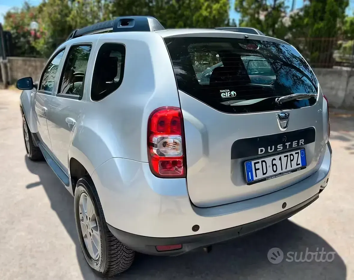 Usata Dacia Duster Urban Explorer 109 CV (80 kW) 2016 Grigio SUV