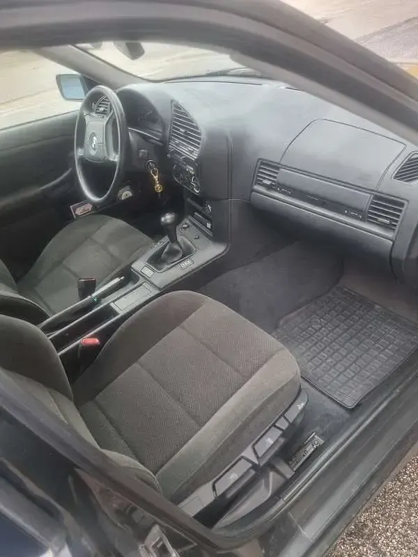 Usata BMW 318 116 CV (85 kW) 1995 Berlina