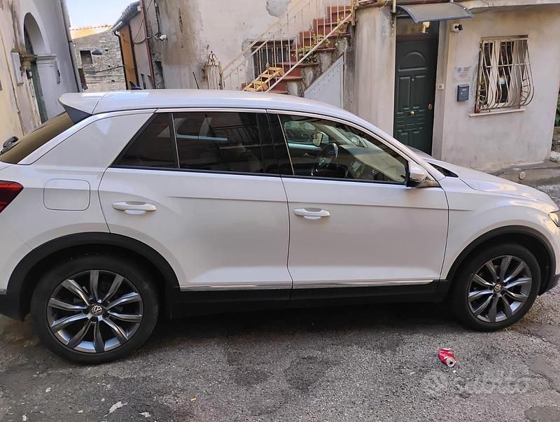 Usata VW T-Roc 116 CV (85 kW) 2019 Bianco SUV