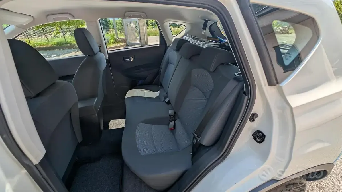 Usata Nissan Qashqai Acenta 117 CV (86 kW) 2013 Bianco SUV