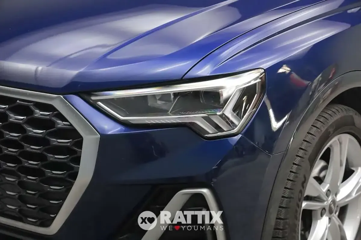 Usata Audi Q3 Sportback S-Line 150 CV (110 kW) 2022 Blue navarra SUV