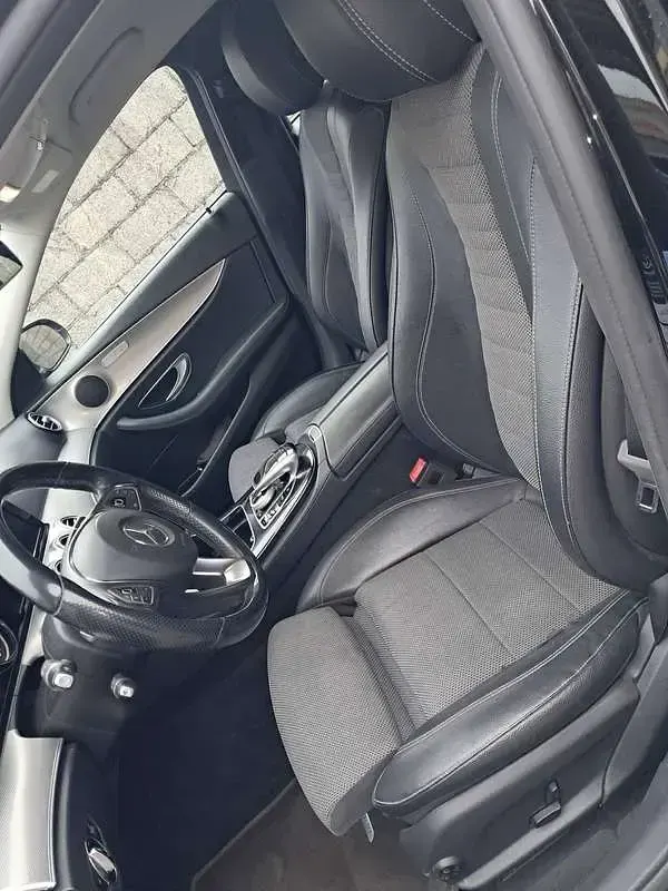 Usata Mercedes E220 Business 194 CV (142 kW) 2017 Nero Station wagon