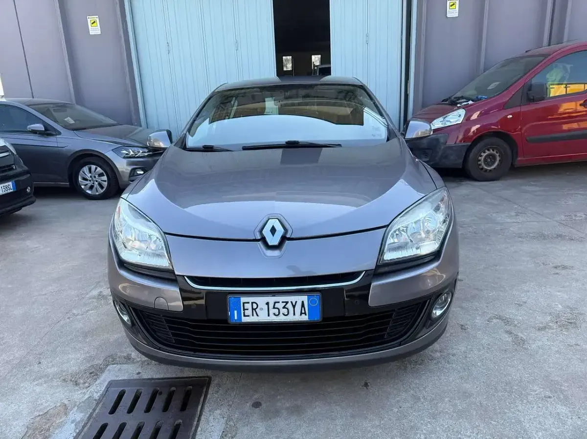 Usata Renault Mégane III 110 CV (80 kW) 2013 Grigio Berlina