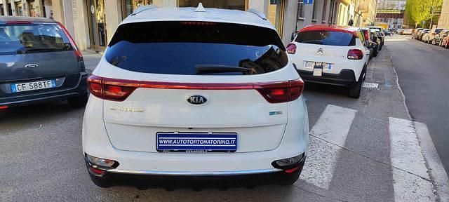 Usata Kia Sportage 132 CV (97 kW) 2019 Bianco pastello SUV